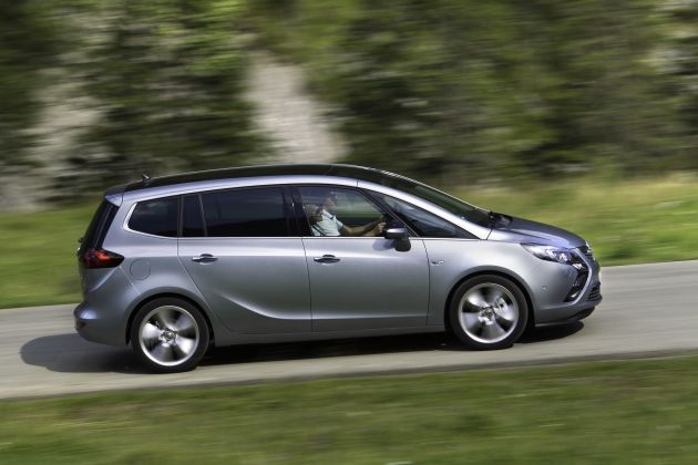 Opel Zafira Tourer :
Opel Zafira Tourer 