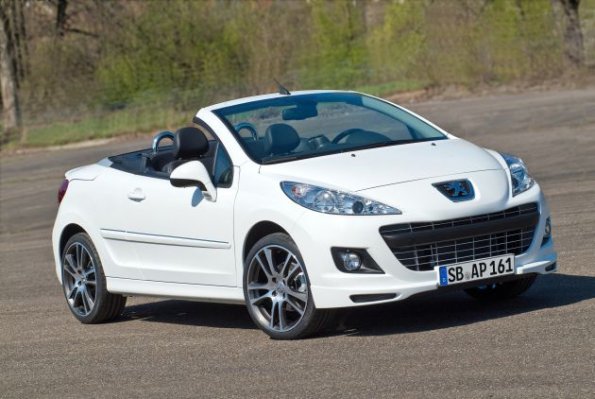 Front- und Seitenansicht des Peugeot 206 CC BW