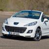 Front- und Seitenansicht des Peugeot 206 CC BW mit ge&ouml;ffnetem Verdeck