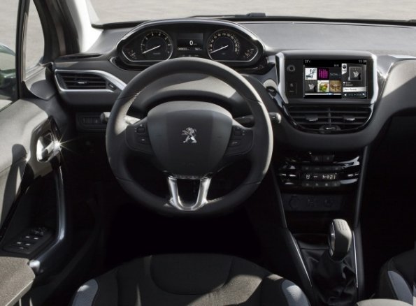 Das Cockpit im Peugeot 208