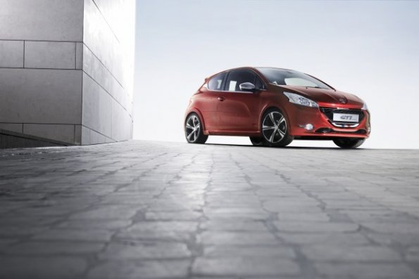 Front- und Seitenansicht des Peugeot 208 GTI Concept