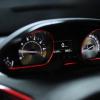 Die Instrumente im Peugeot 208 GTI Concept in einer Detailaufnahme<br />