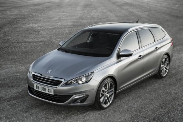 Die Fahrzeugfront des Peugeot 308