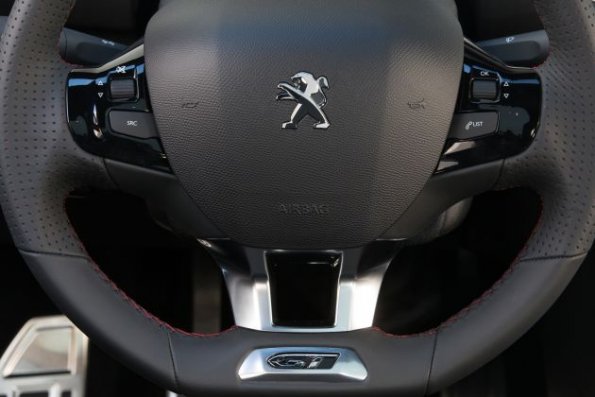 Detail am Peugeot 308 GT