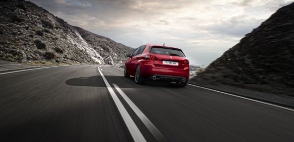 Die Heckpartie des Peugeot 308 GTi