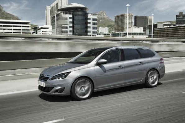 Seitenansicht des Peugeot 308 SW