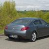 Die Heckpartie des Peugeot 508 Hybrid4