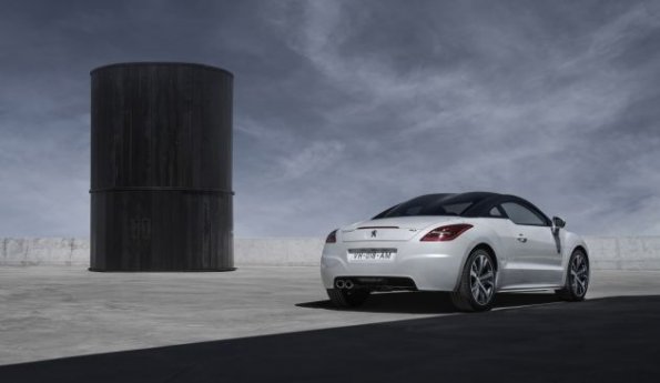 Die Heckpartie des Peugeot RCZ