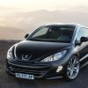 Frontansicht des Peugeot RCZ: Unter der Motorhaube werkeln zwei Benziner und ein Diesel