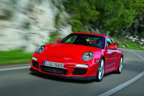 Unterwegs mit dem Supersportwagen von Porsche: dem Porsche 911 GT 3