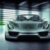 Frontansicht des Porsche 918 Spyder, einem Plug-in-Hybrid-Supersportwagen