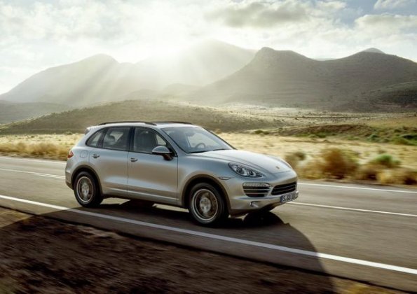 Front- und Seitenpartie am Porsche Cayenne