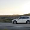 <p>Seitenansicht des Porsche Cayenne S Hybrid</p>