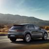 <p>Die Heck- und Seitenansicht des Porsche Macan S Diesel</p>