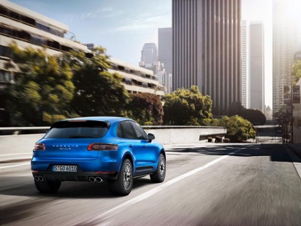 Fahraufnahme mit dem Porsche Macan