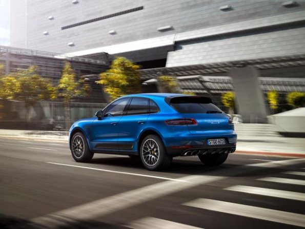 Heck- und Seitenansicht des Porsche Macan