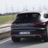 <p>Die Aufnahme zeigt die Heckpartie des Porsche Macan</p>