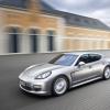 <p>Front- und Seitenpartie des Porsche Panamera</p>