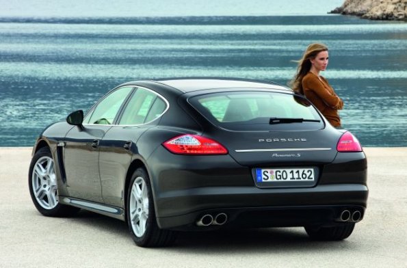 Heckansicht des Porsche Panamera