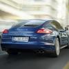 <p>Das Fahrzeugheck des Porsche Panamera S Hybrid</p>