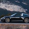 <p>Die Silhouette des Porsche Targa 4S mit geöffnetem Dach</p>