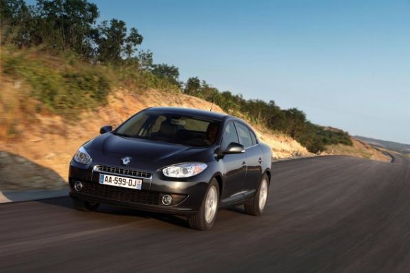 Fahraufnahme des Renault Fluence