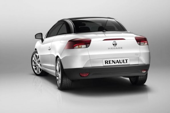 Heckansicht des Renault Megane Coupe-Cabrioletmit geschlossenem Verdeck