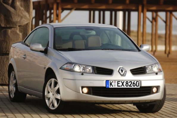 Frontansicht des Renault Megane Cabriolet Coupé