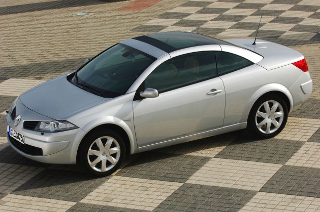 Renault Megane Cabriolet Coupé :
Renault Megane Cabriolet Coupé 