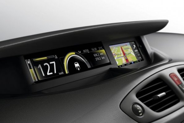 Ein Blick auf die Instrumente des Renault Scenic