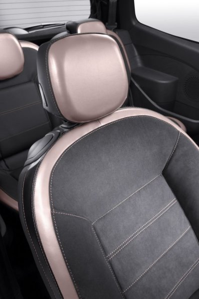 Detailaufnahme aus dem Innenraum des Renault Twingo Miss Sixty