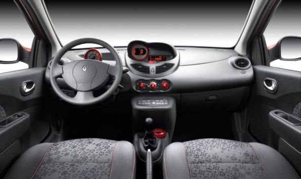 Die Armaturentafel im Renault Twingo