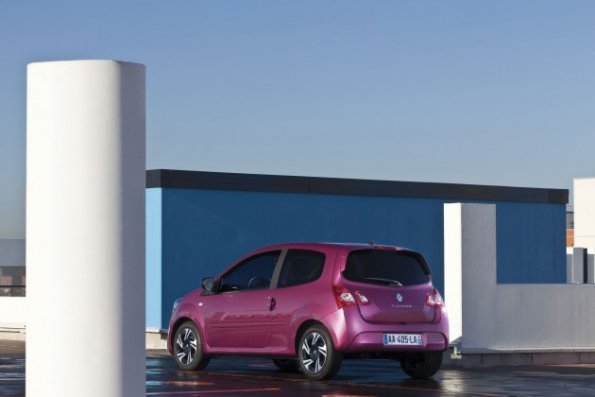 Heck- und Seitenpartie des Renault Twingo