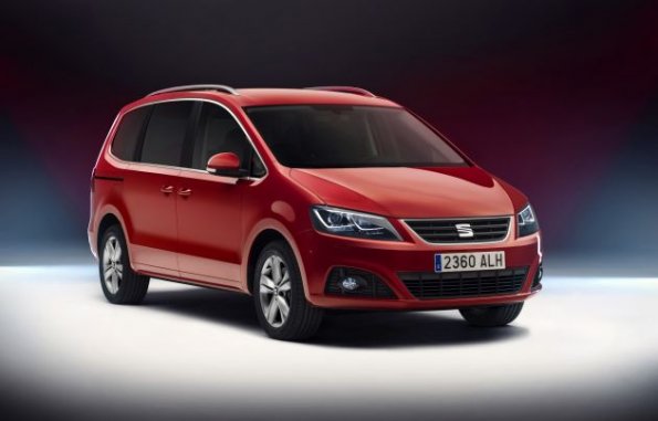 Frontpartie des Seat Alhambra