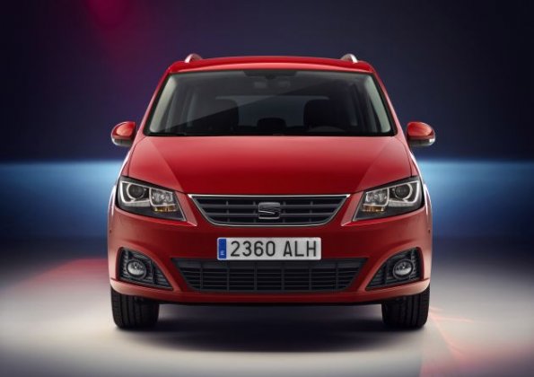 Fahrzeugfront des Seat Alhambra