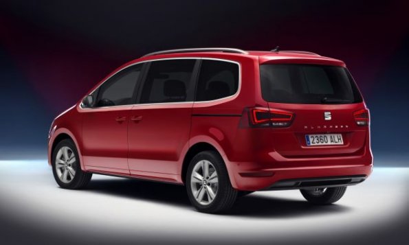 Seitenpartie des Seat Alhambra