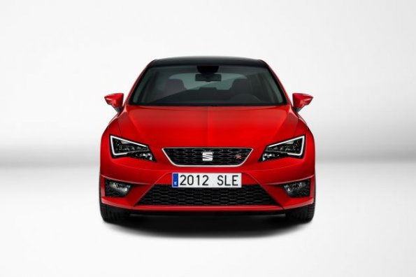 Die Frontpartie am Seat Leon