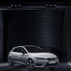 Die Front-und Seitenpartie des Seat Leon Cupra