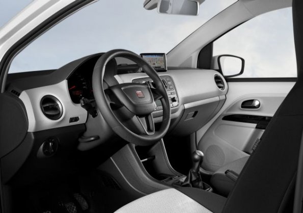 Das Cockpit des Seat Mii