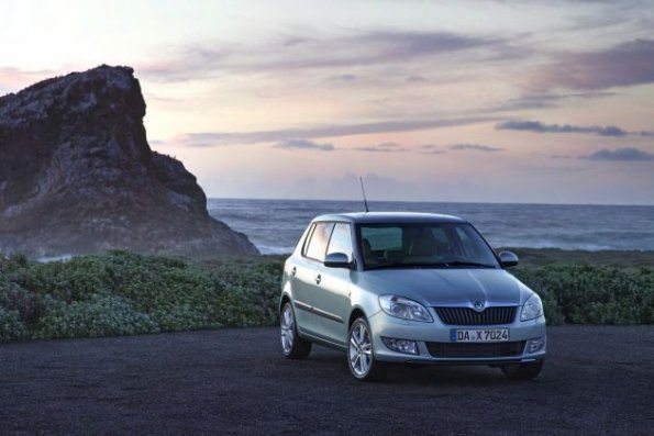 Der Skoda Fabia in einer Außenaufnahme