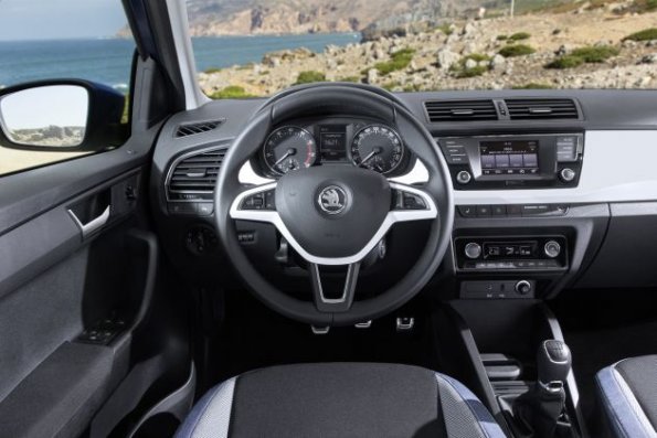 Cockpit im Skoda Fabia 