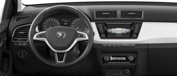 Cockpit des Skoda Fabia 