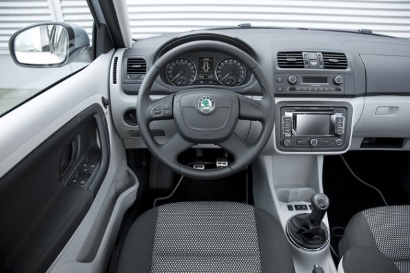 Das Cockpit im Skoda Fabia Combi