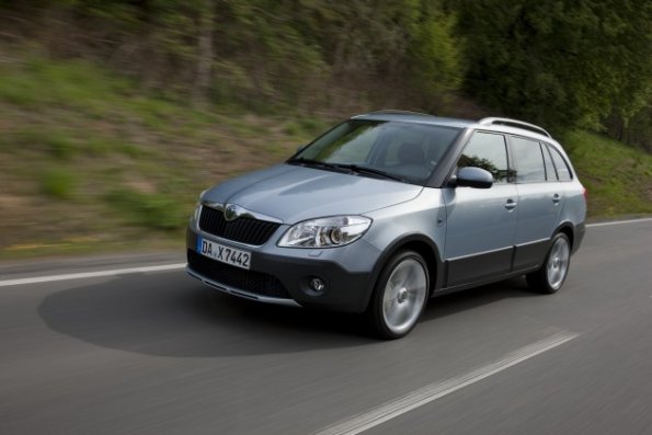 Die Frontpartie des Skoda Fabia Combi