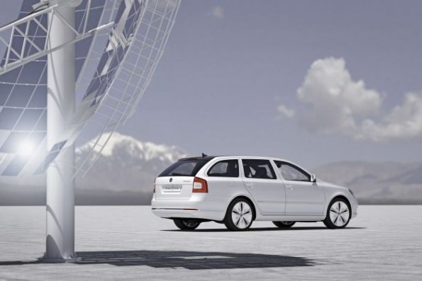 Heck- und Seitenpartie des Skoda Octavia Green E-Line