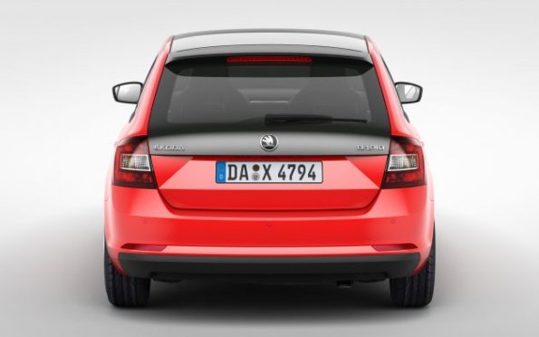 Die Heckansicht des Skoda Rapid Spaceback 