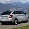 <p>Heck- und Seitenansicht des Skoda Rapid Spaceback</p>