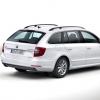 <p>Die Heckpartie des Skoda Superb Combi</p>