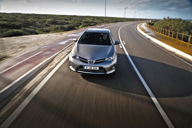Toyota Auris:
Toyota Auris