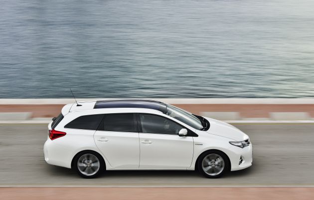 Toyota Auris Touring Sports:
Toyota Auris Touring Sports